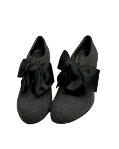 Stuart Weitzman Bow Heels